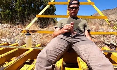 Pissing My Hiking Pants 8 Times - Completely Soaked