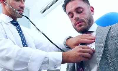 Handsome doctor Vadim Romanov anal and raw breeds Manuel Reyes