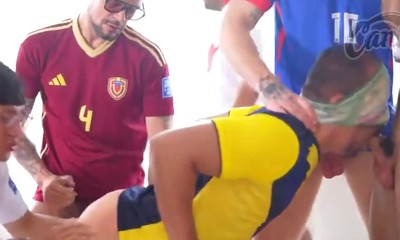 9 Caninos 🍆💦 VS 1 Bottom 🍑
