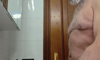 Mature Big Uncut Daddy Cock Itapapixxl Is Shaving His Beard and Trimming Down, Epic Cumshot