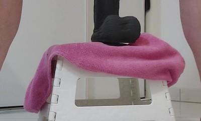 Extreme anal dilation, 14cm in diameter
